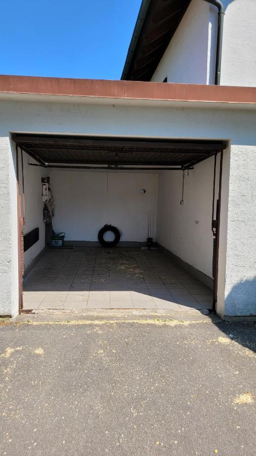 Eg Links-Wunderschoene 70M Grosse 2-Zimmer City Wohnung Naehe Salzburg Freilassing Exterior foto
