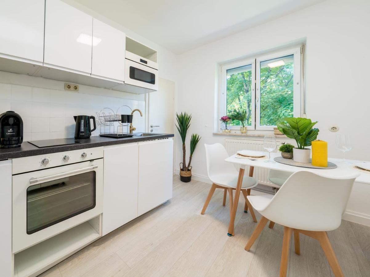 Eg Links-Wunderschoene 70M Grosse 2-Zimmer City Wohnung Naehe Salzburg Freilassing Exterior foto